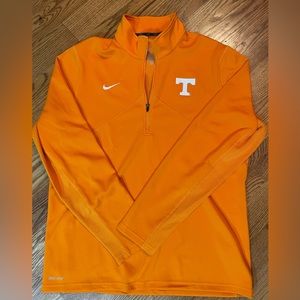 Tennessee Volunteers Nike Quarter Zip. Like New. Size Large